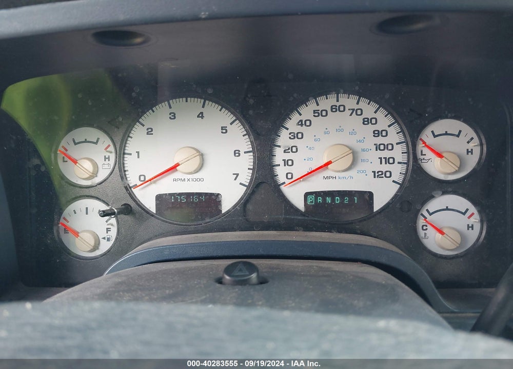 2002 DODGE RAM 1500 ST VIN: 3D7HA18N62G147398