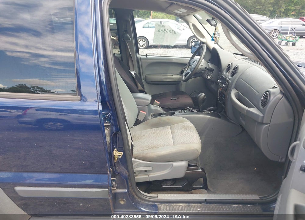 2006 JEEP LIBERTY RENEGADE VIN: 1J4GL38K66W117322