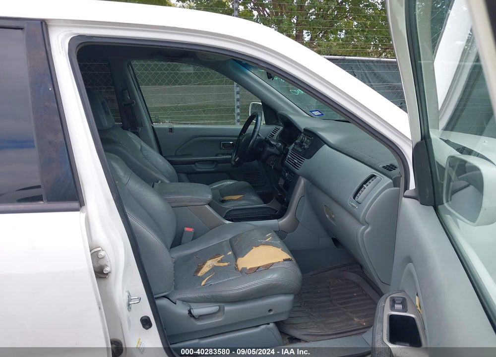 2003 HONDA PILOT EX-L VIN: 2HKYF18573H590650
