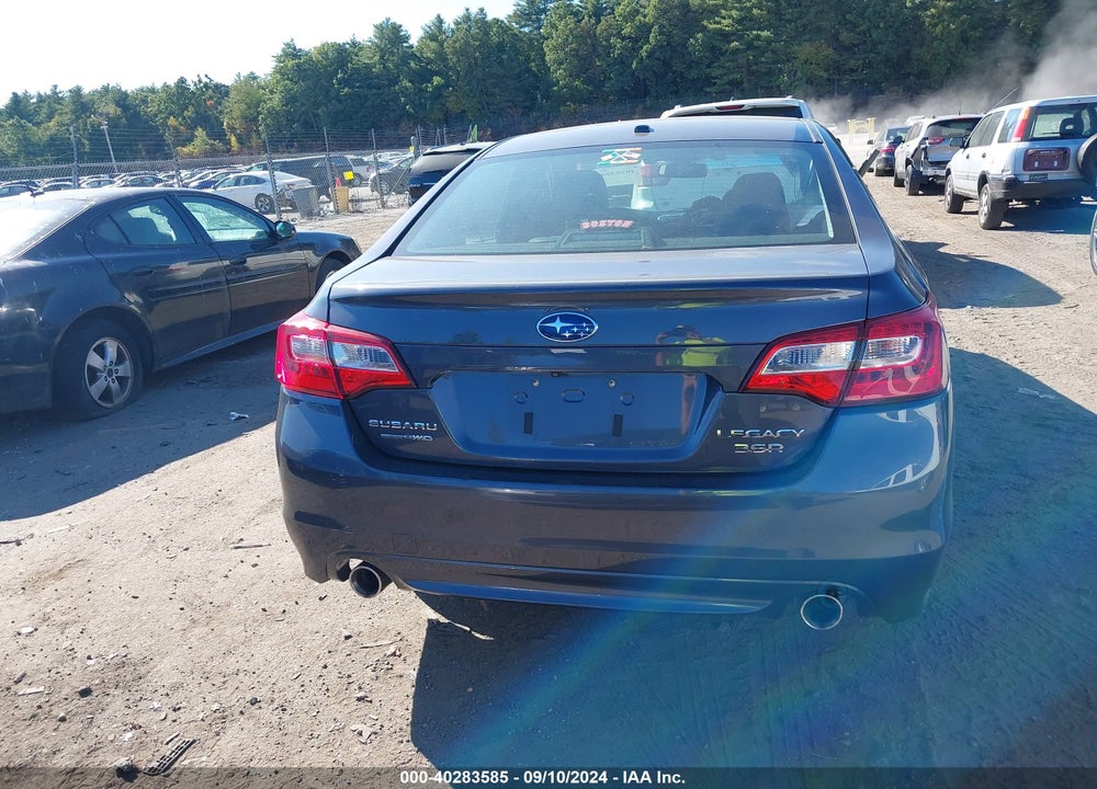 2015 SUBARU LEGACY 3.6R LIMITED VIN: 4S3BNEN65F3030638