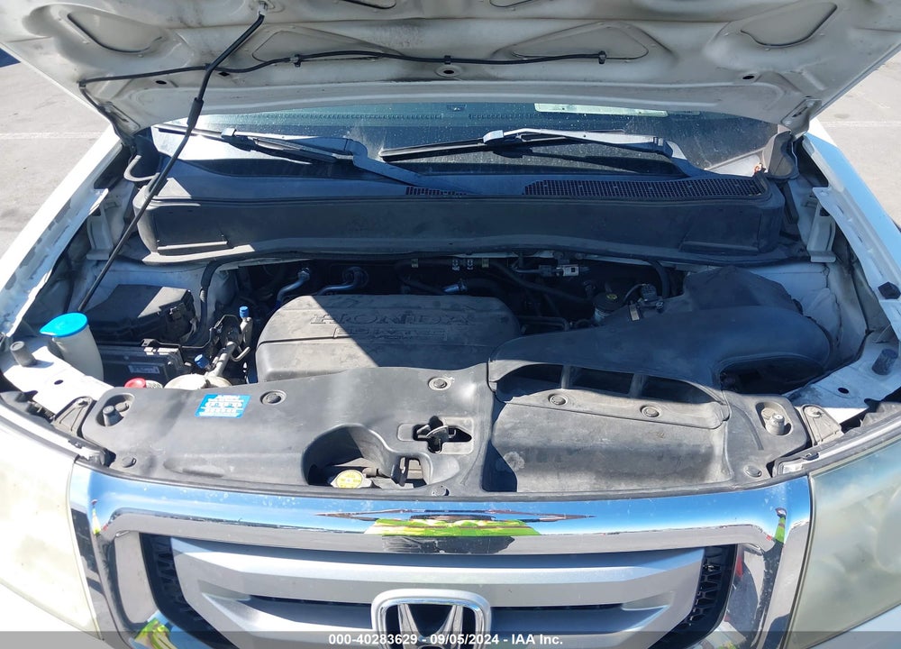 2011 HONDA PILOT VIN: 5FNYF3H44BB033730