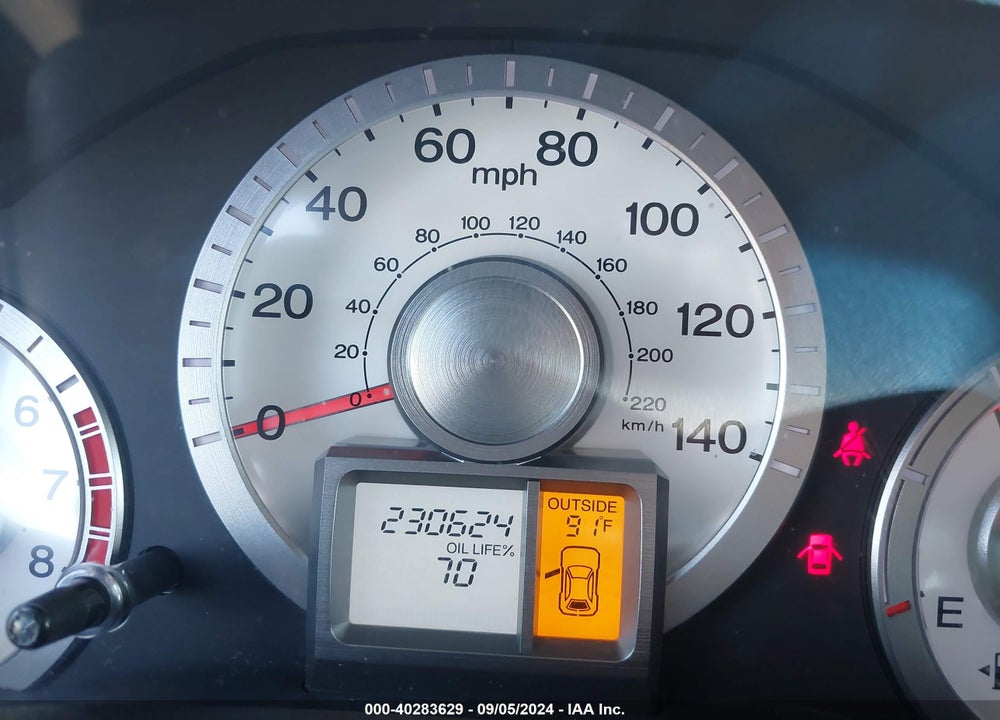 2011 HONDA PILOT VIN: 5FNYF3H44BB033730