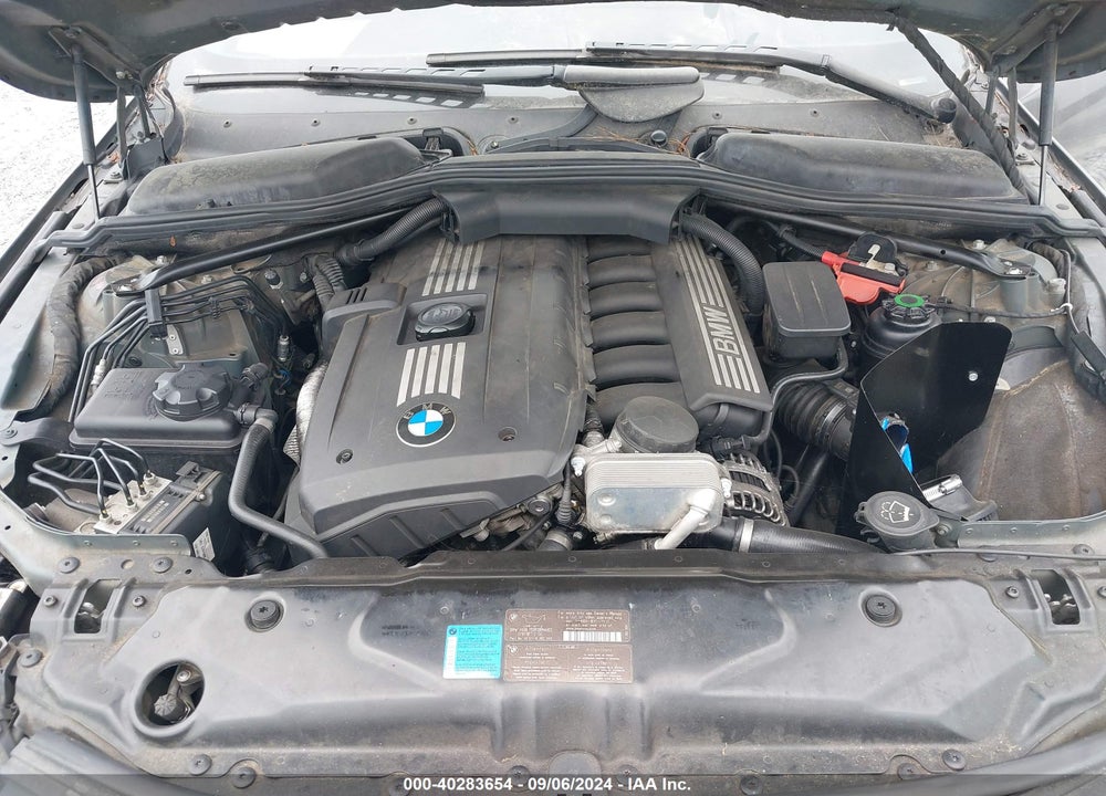 2008 BMW 528I VIN: WBANU53598CT01405