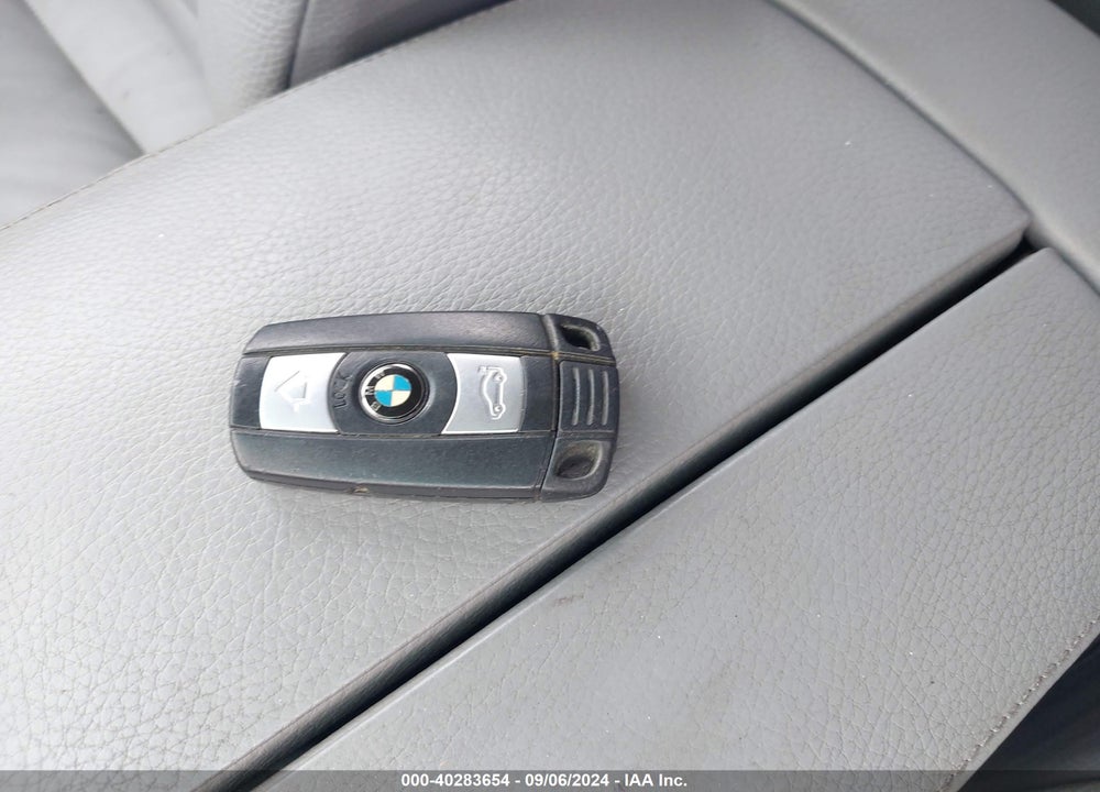 2008 BMW 528I VIN: WBANU53598CT01405
