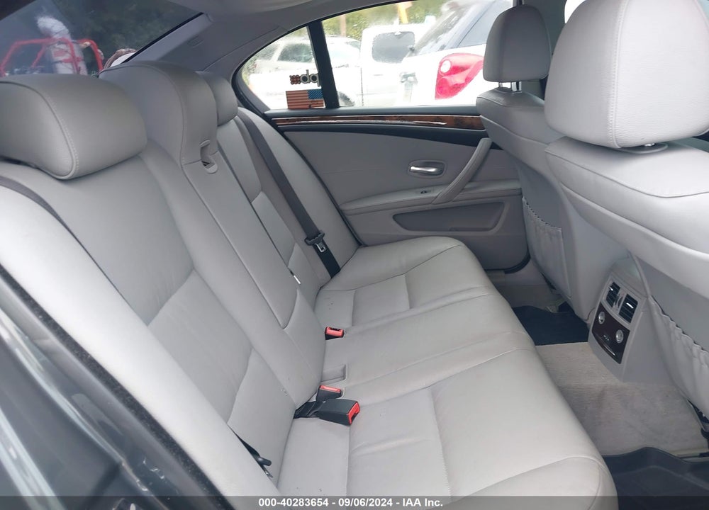2008 BMW 528I VIN: WBANU53598CT01405