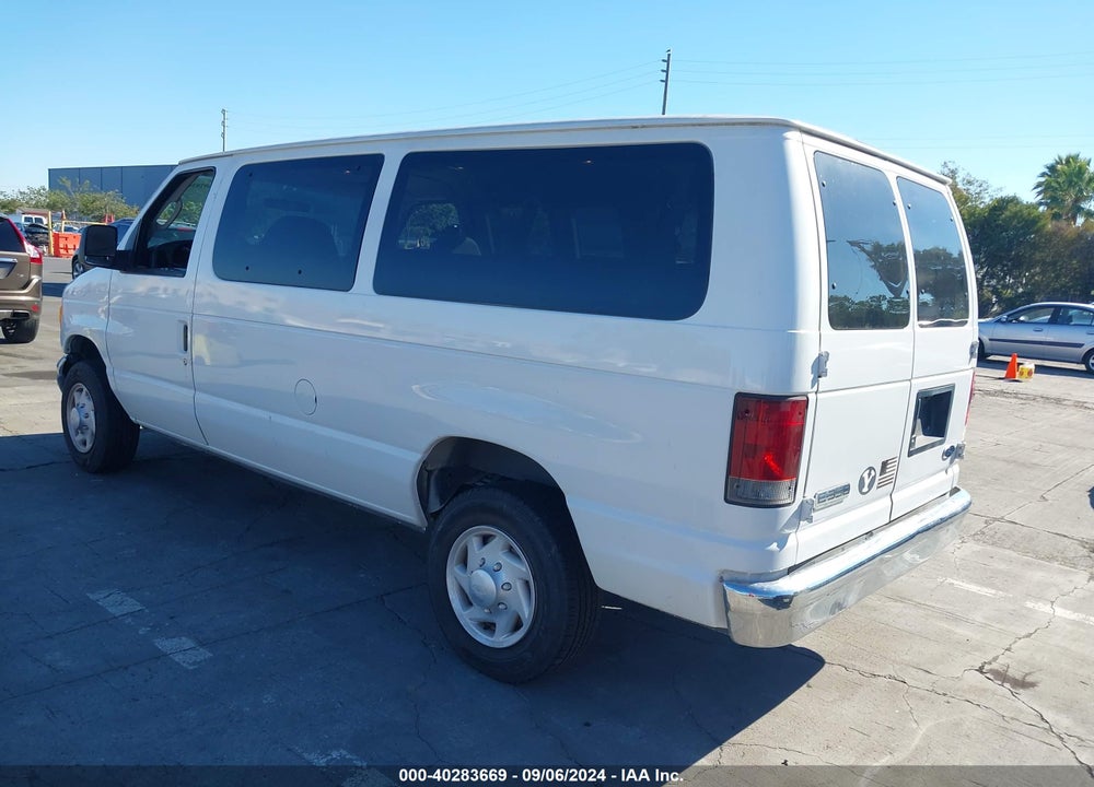 2006 FORD E-350 SUPER DUTY CHATEAU/XL/XLT VIN: 1FBNE31L96HA80981