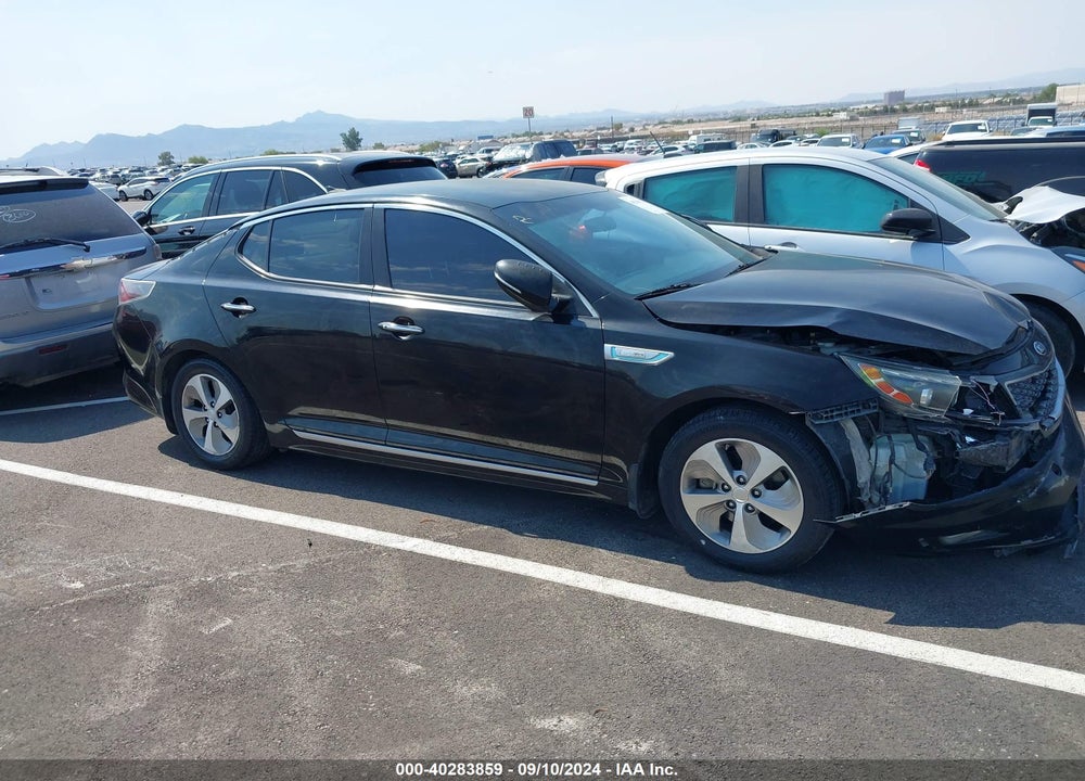 2015 KIA OPTIMA HYBRID VIN: KNAGM4AD5F5083879