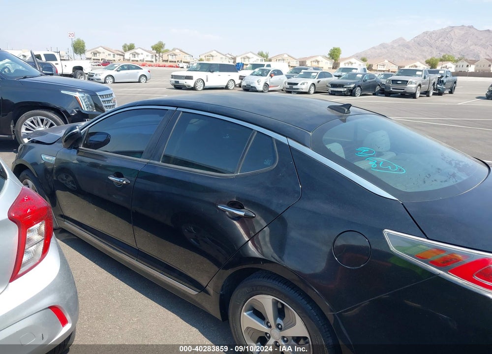 2015 KIA OPTIMA HYBRID VIN: KNAGM4AD5F5083879