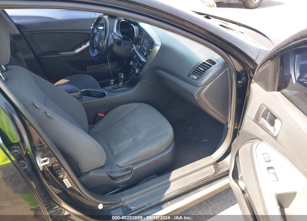 2015 KIA OPTIMA HYBRID VIN: KNAGM4AD5F5083879