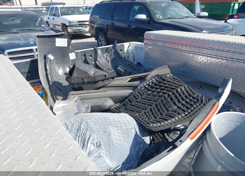 2004 TOYOTA TUNDRA VIN: 5TBJN32124S441704