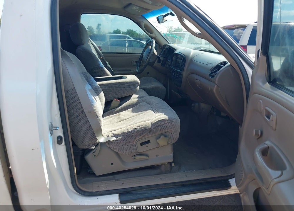 2004 TOYOTA TUNDRA VIN: 5TBJN32124S441704