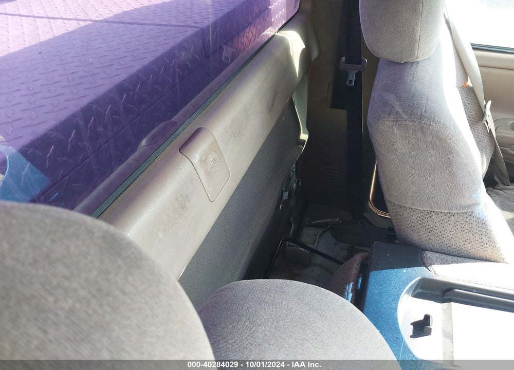 2004 TOYOTA TUNDRA VIN: 5TBJN32124S441704