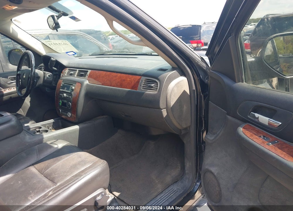 2009 CHEVROLET TAHOE LT2 VIN: 1GNEC23369R303203