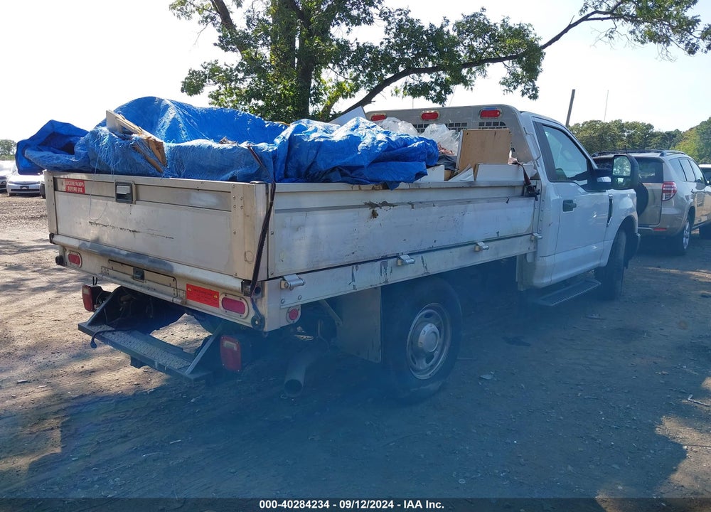 2018 FORD F-250 XL VIN: 1FDBF2A67JEC47909