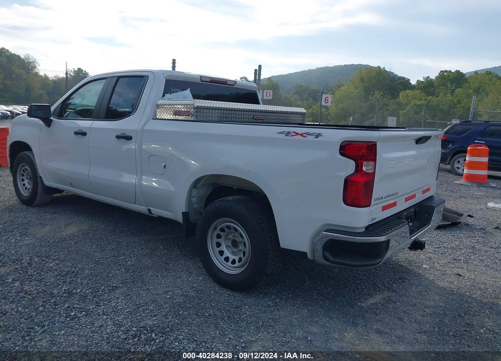 2021 CHEVROLET SILVERADO 1500 4WD DOUBLE CAB STANDARD BED WT VIN: 1GCRYAEH6MZ359665