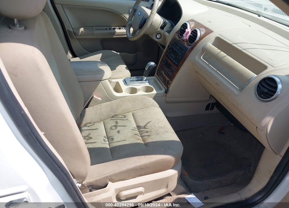2007 FORD FREESTYLE SEL VIN: 1FMZK051X7GA11815