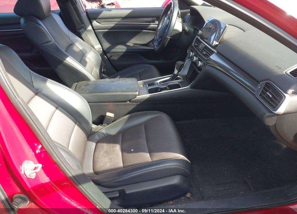 2018 HONDA ACCORD SPORT VIN: 1HGCV1F3XJA217736