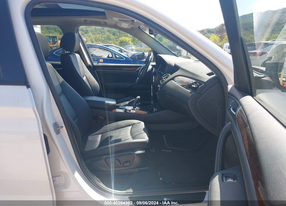 2017 BMW X3 XDRIVE28I VIN: 5UXWX9C31H0T25251