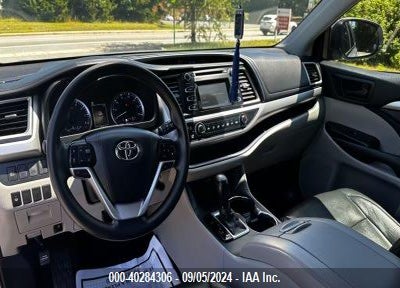 2019 TOYOTA HIGHLANDER VIN: 5TDZARFH4KS054763