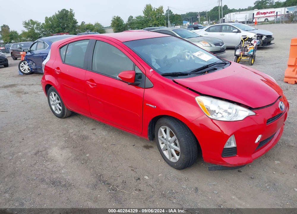 2013 TOYOTA PRIUS C THREE VIN: JTDKDTB38D1549595