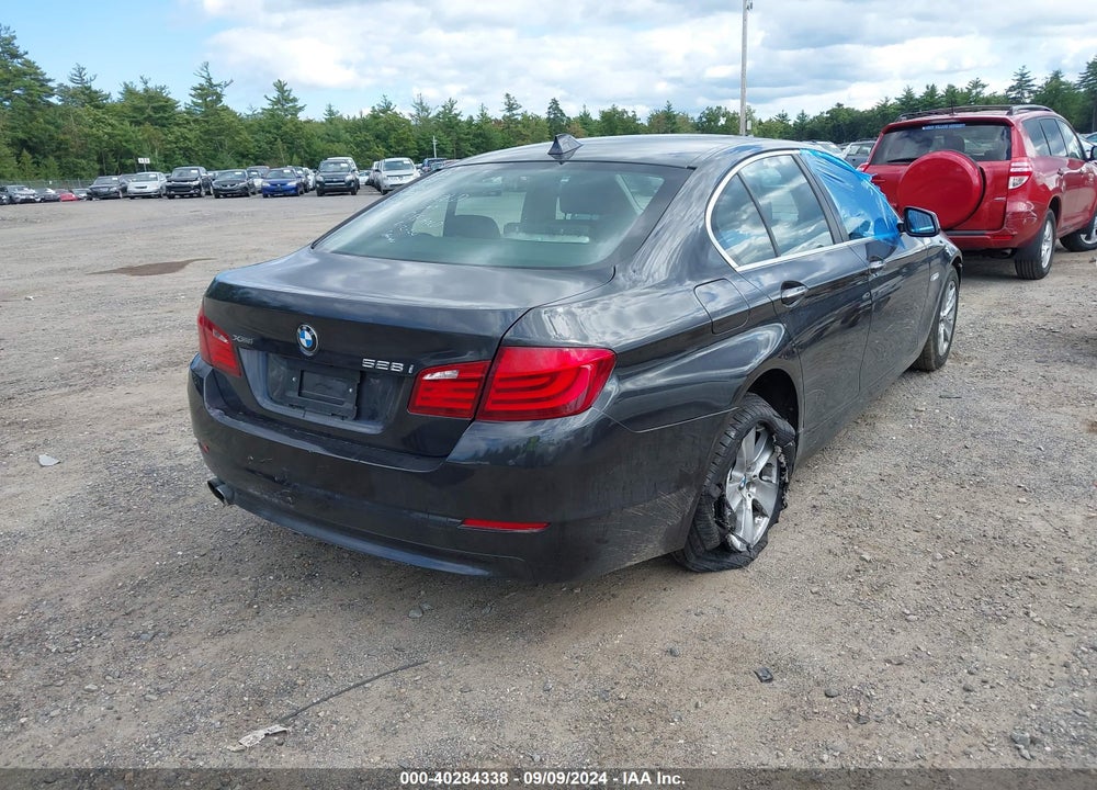 2013 BMW 528I XDRIVE VIN: WBAXH5C55DD110372