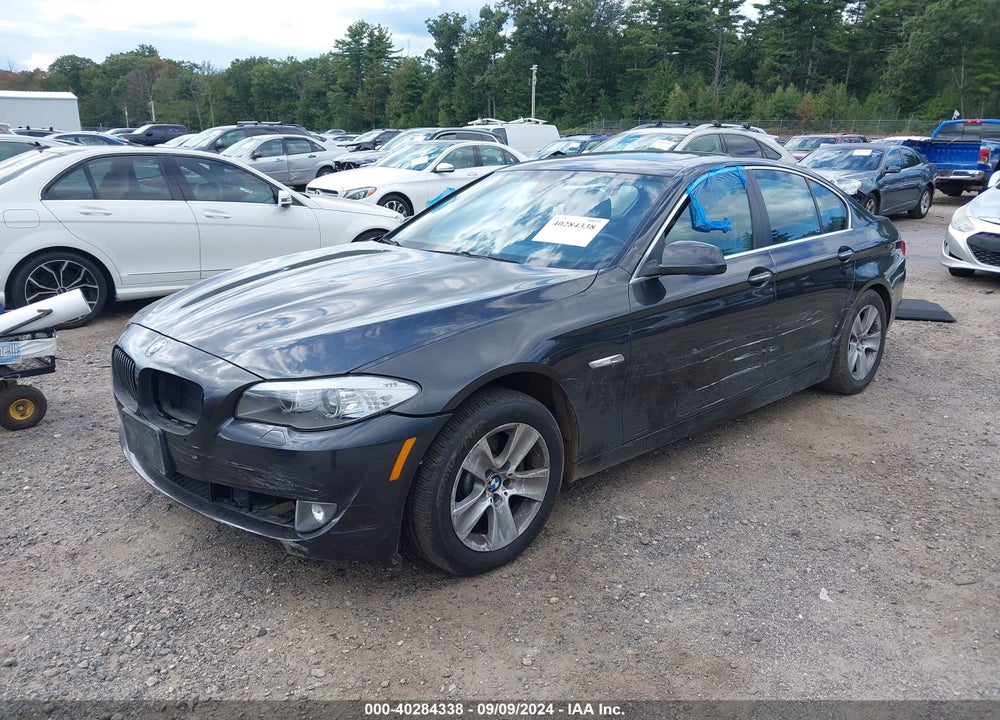 2013 BMW 528I XDRIVE VIN: WBAXH5C55DD110372