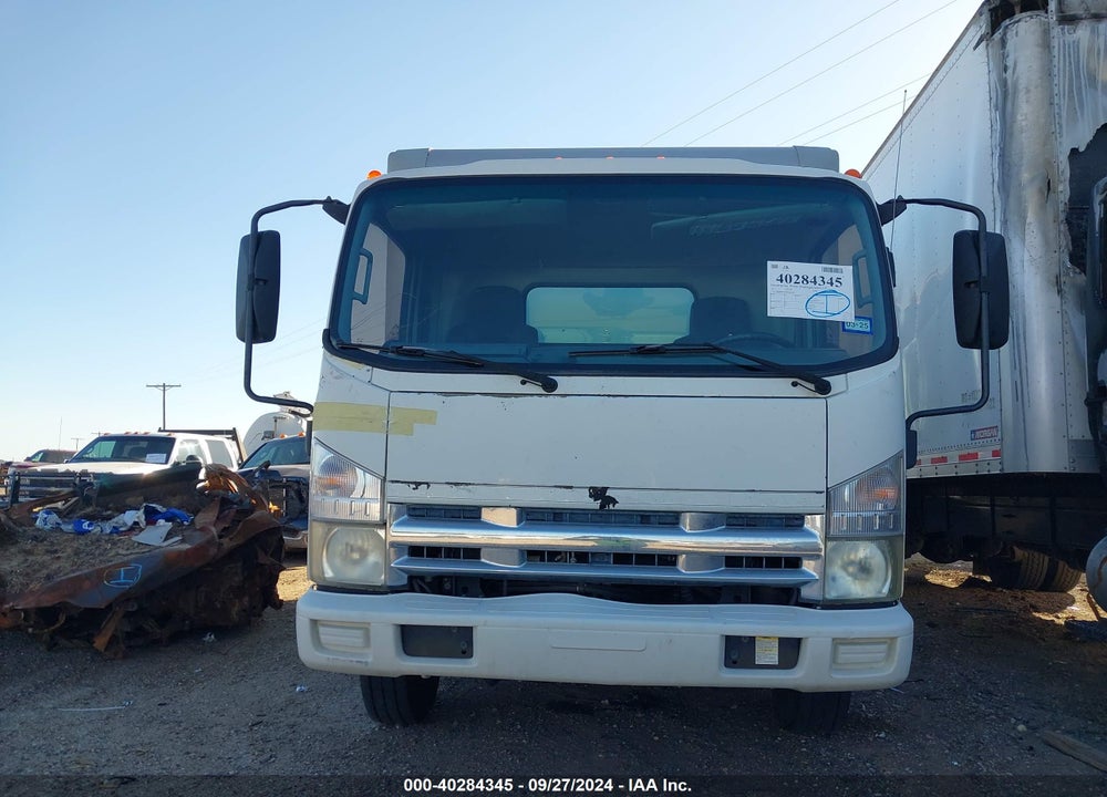 2011 ISUZU NPR DSL REG AT ECO-MAX VIN: JALB4W178B7402109