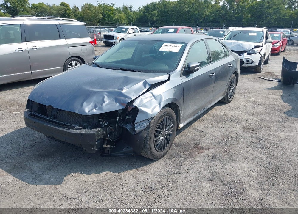 2013 VOLKSWAGEN PASSAT 2.5L S VIN: 1VWAP7A37DC004825