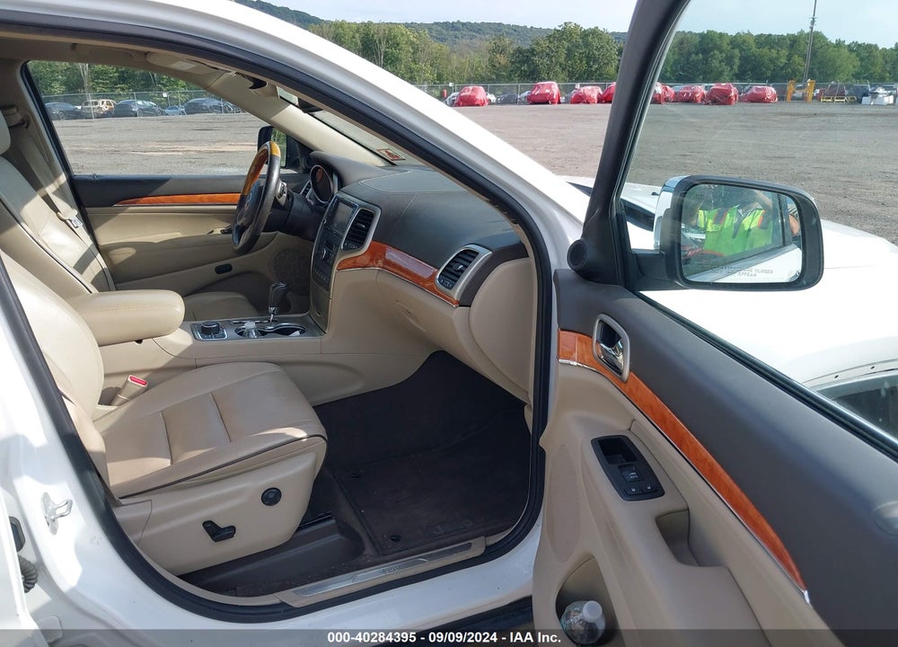 2013 JEEP GRAND CHEROKEE OVERLAND VIN: 1C4RJFCT5DC524682