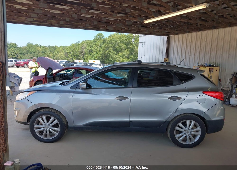 2013 HYUNDAI TUCSON LIMITED VIN: KM8JU3AC0DU670628
