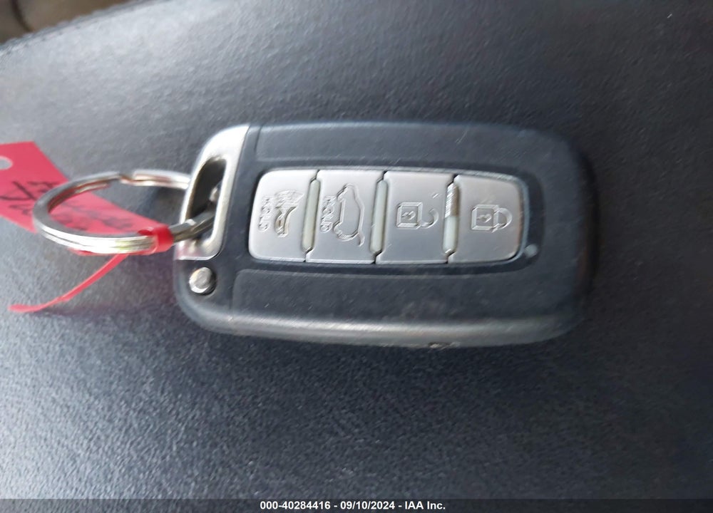 2013 HYUNDAI TUCSON LIMITED VIN: KM8JU3AC0DU670628