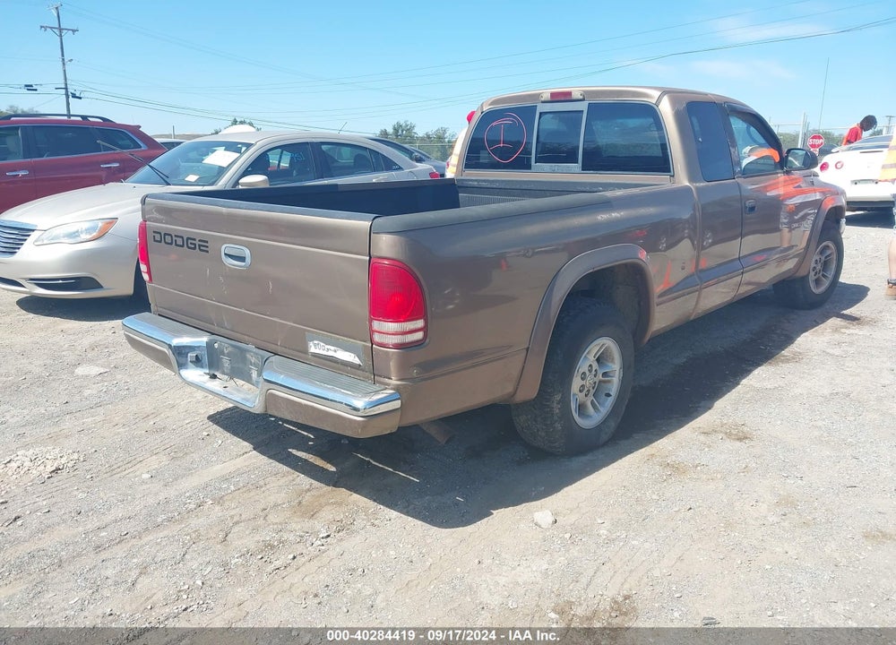 2000 DODGE DAKOTA SLT/SPORT VIN: 1B7GL22X2YS678955