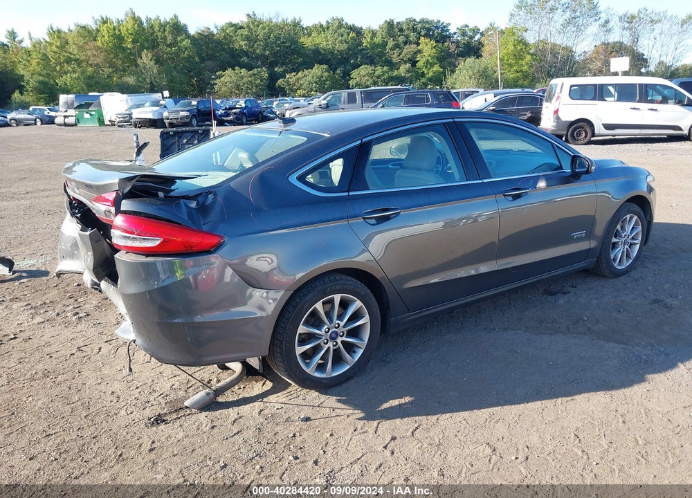 2018 FORD FUSION ENERGI SE LUXURY VIN: 3FA6P0PUXJR237746