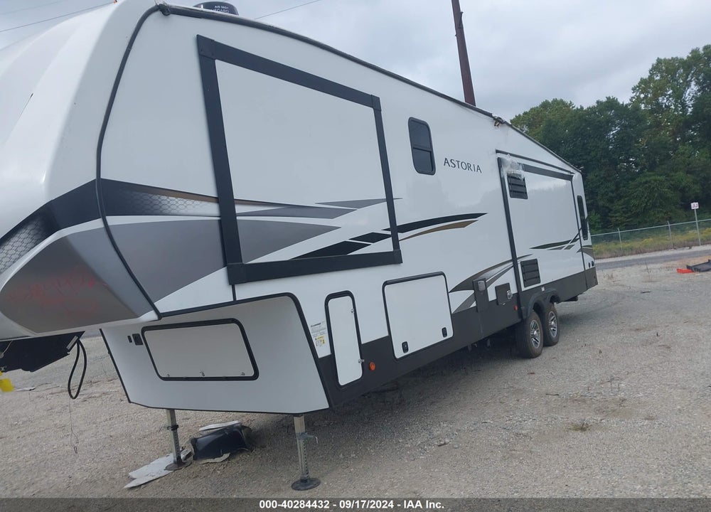 2022 KEYSTONE HISTORIA VIN: 4YDFAAR2XNM915002