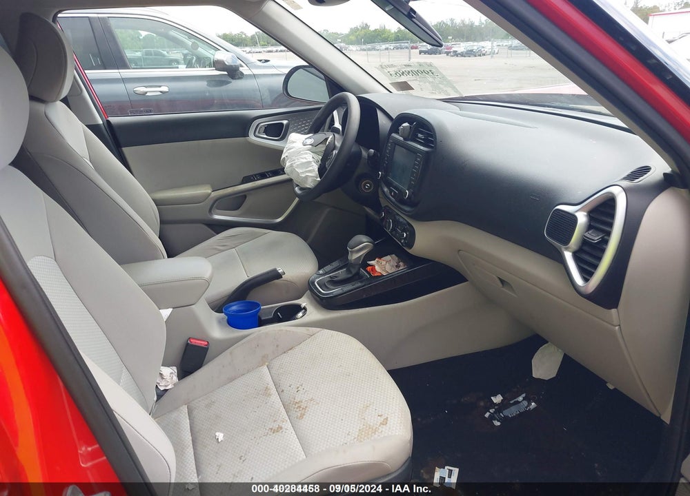 2020 KIA SOUL LX VIN: KNDJ23AU2L7707145