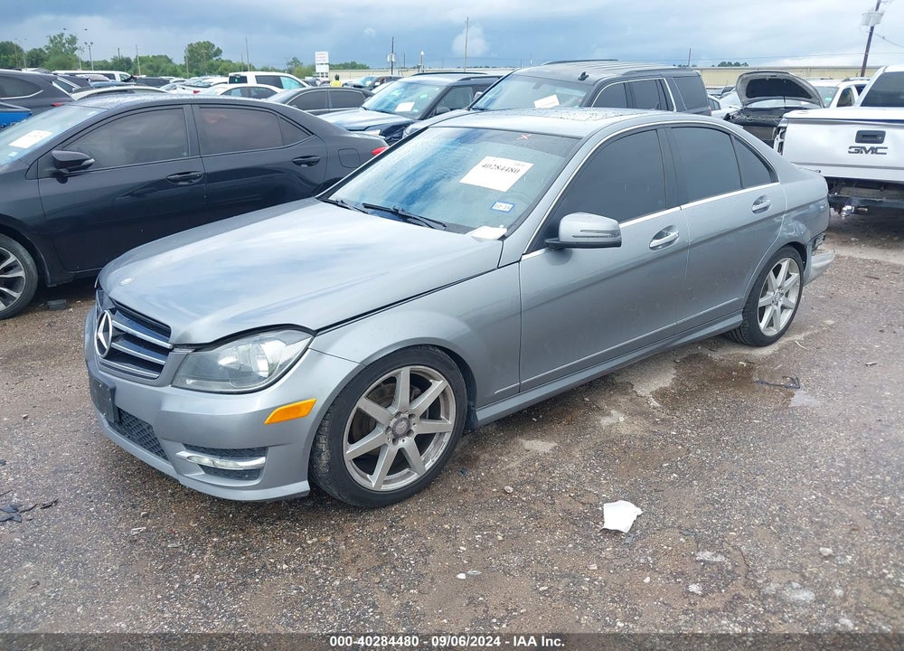 2014 MERCEDES-BENZ C 250 LUXURY/SPORT VIN: WDDGF4HB3EA957661