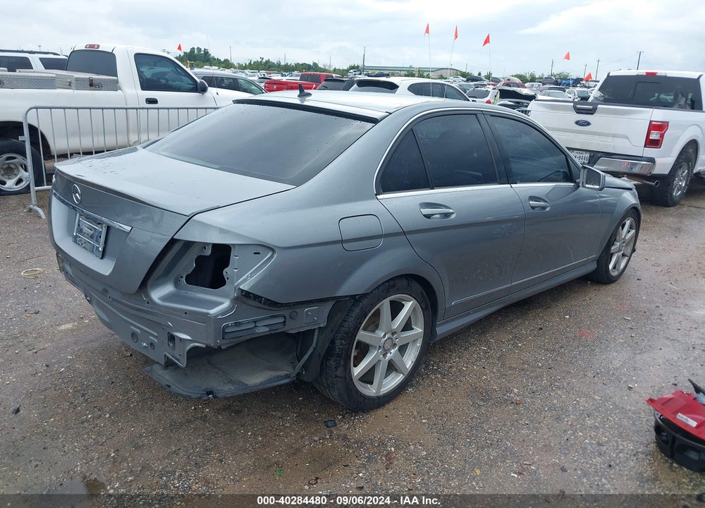 2014 MERCEDES-BENZ C 250 LUXURY/SPORT VIN: WDDGF4HB3EA957661