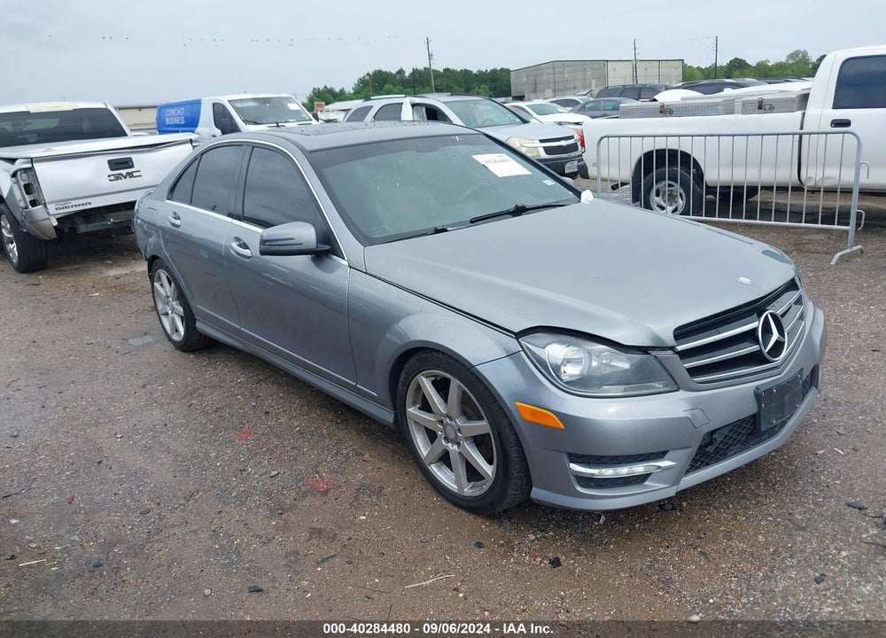 2014 MERCEDES-BENZ C 250 LUXURY/SPORT VIN: WDDGF4HB3EA957661