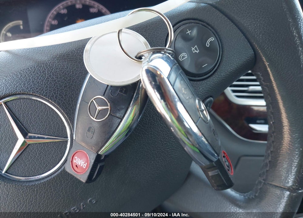 2008 MERCEDES-BENZ S 550 4MATIC VIN: WDDNG86X98A156022