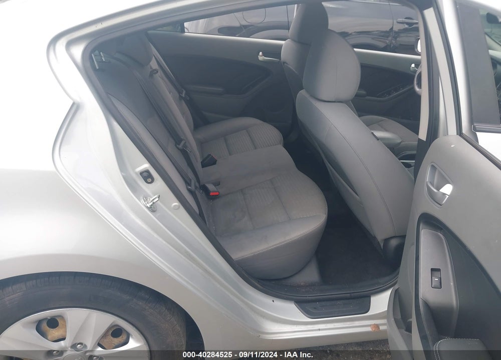 2018 KIA FORTE LX VIN: 3KPFL4A77JE165038