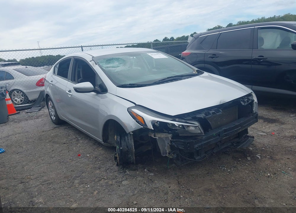 2018 KIA FORTE LX VIN: 3KPFL4A77JE165038