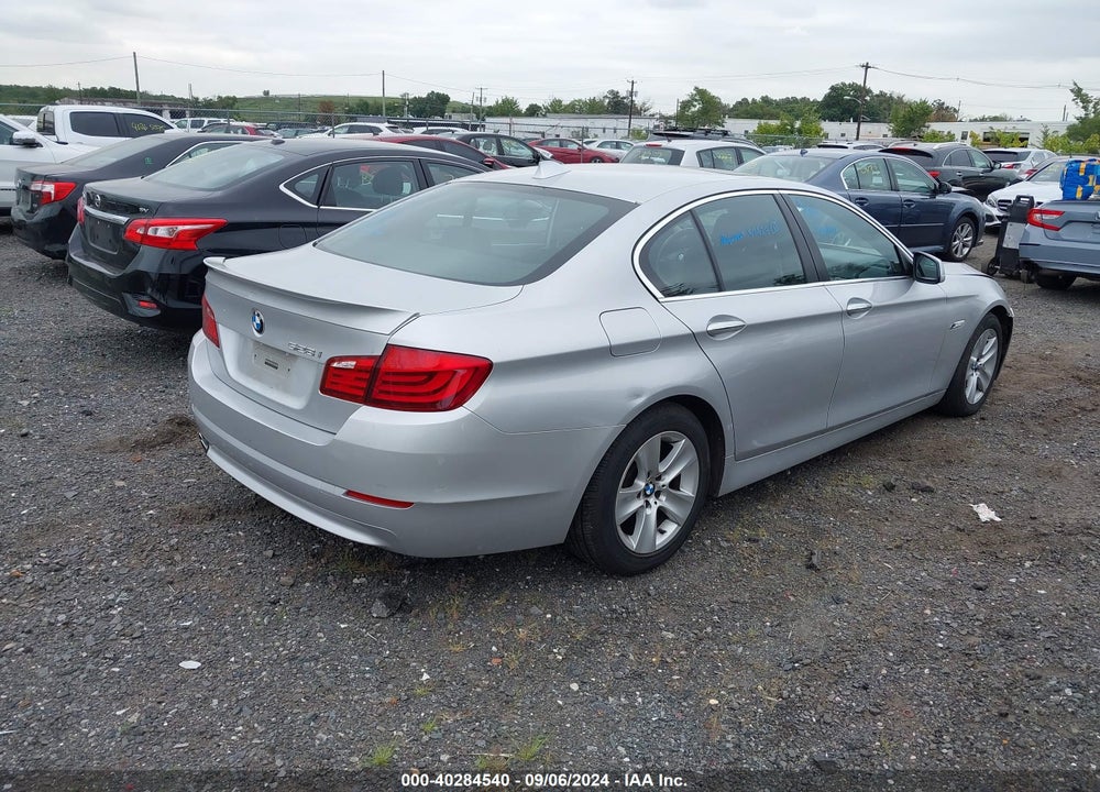 2011 BMW 528I VIN: WBAFR1C5XBC737492
