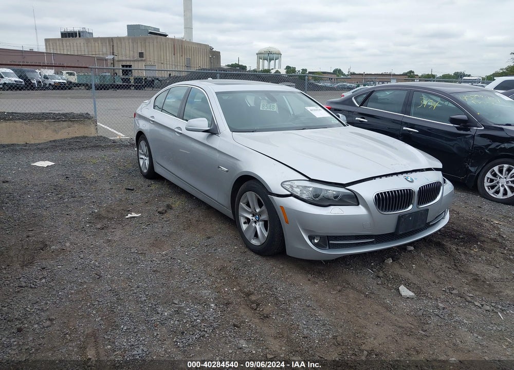 2011 BMW 528I VIN: WBAFR1C5XBC737492