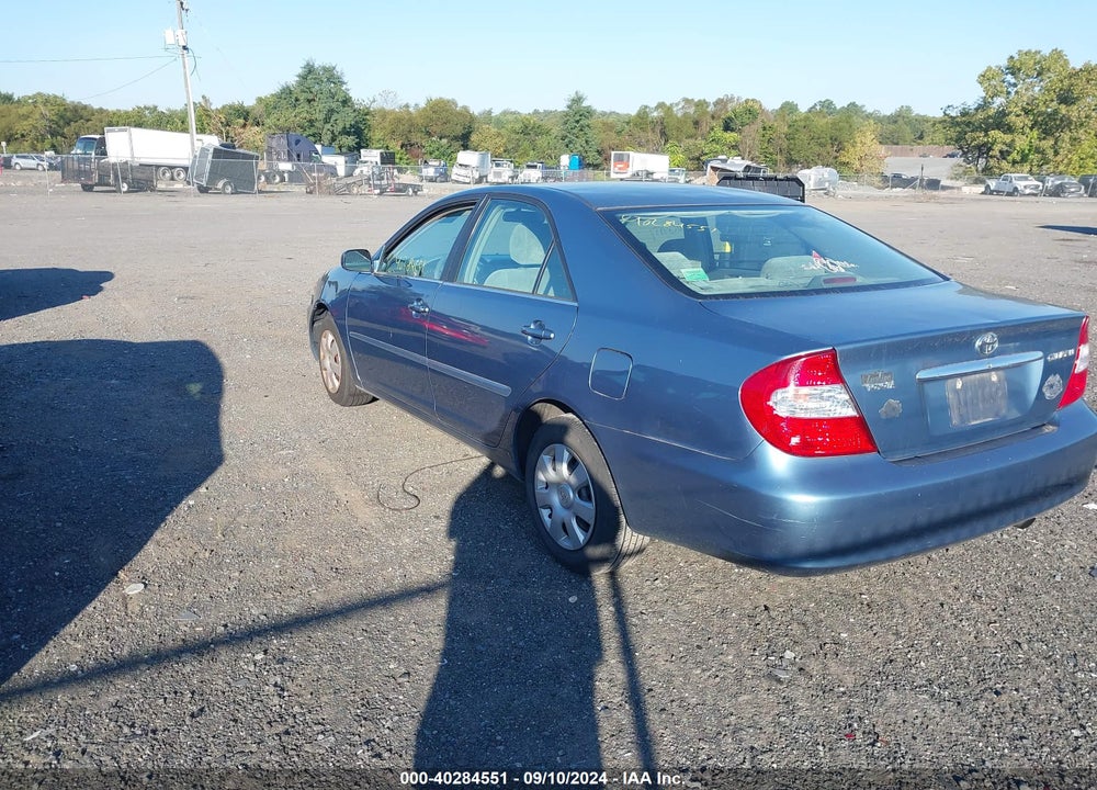 2004 TOYOTA CAMRY LE VIN: 4T1BE32K24U923844