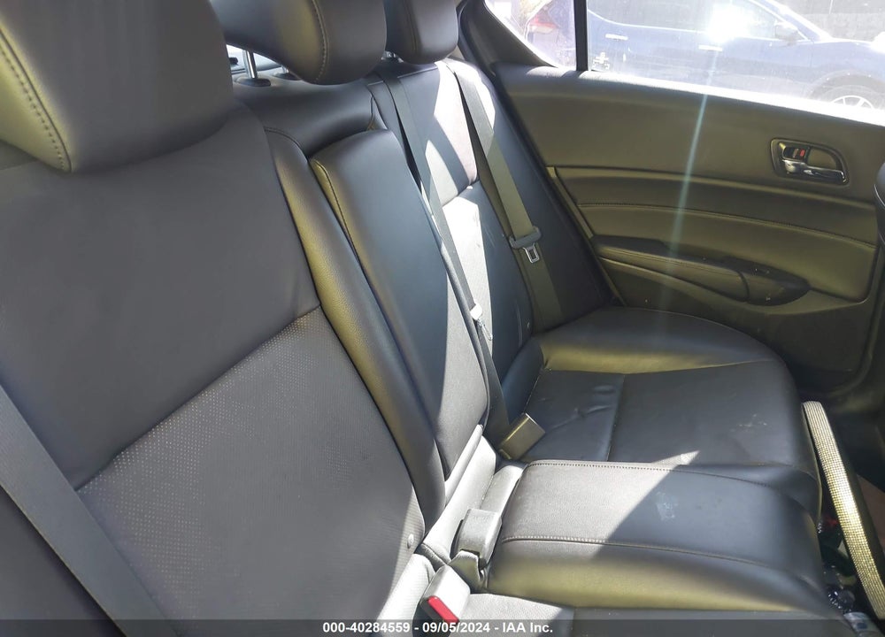 2014 ACURA ILX 2.0L VIN: 19VDE1F33EE014296