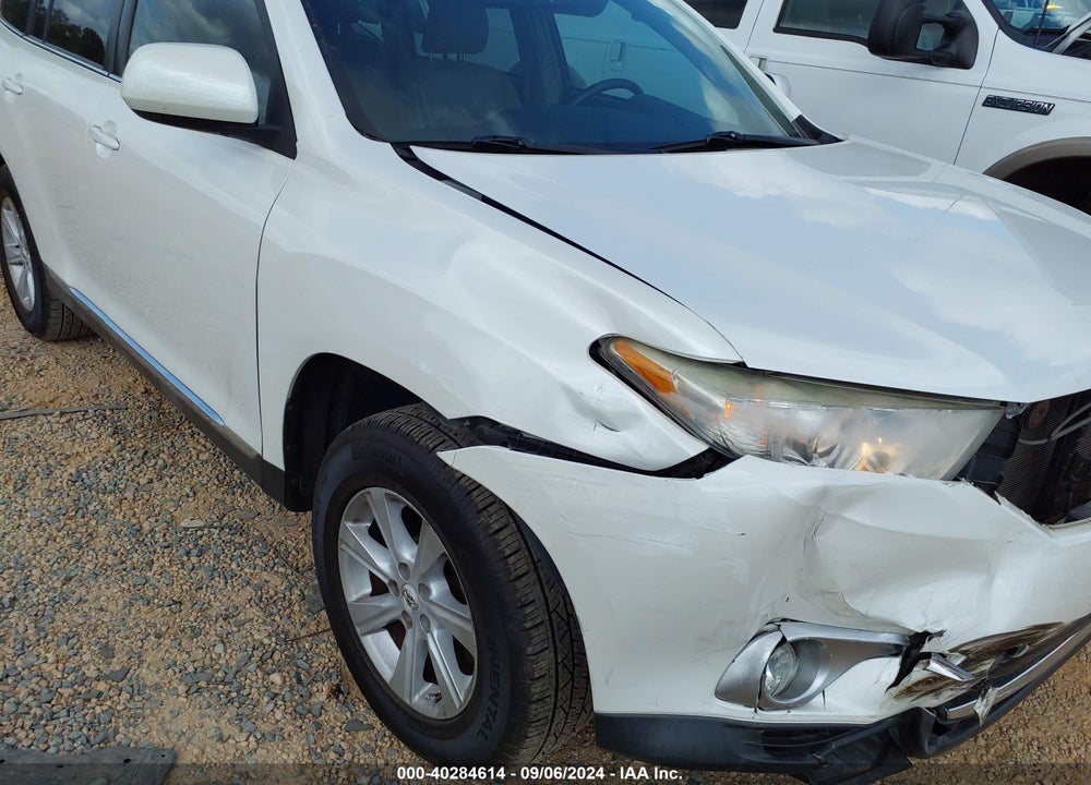 2011 TOYOTA HIGHLANDER SE V6 VIN: 5TDBK3EH4BS064383