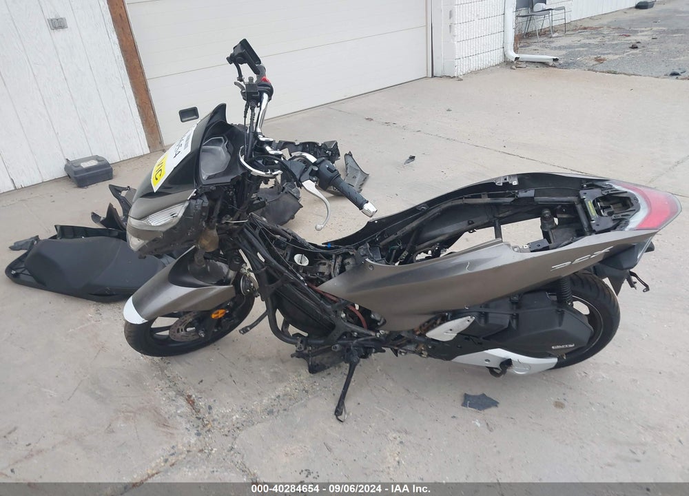 2019 HONDA WW150 VIN: RLHKF3006KY002090