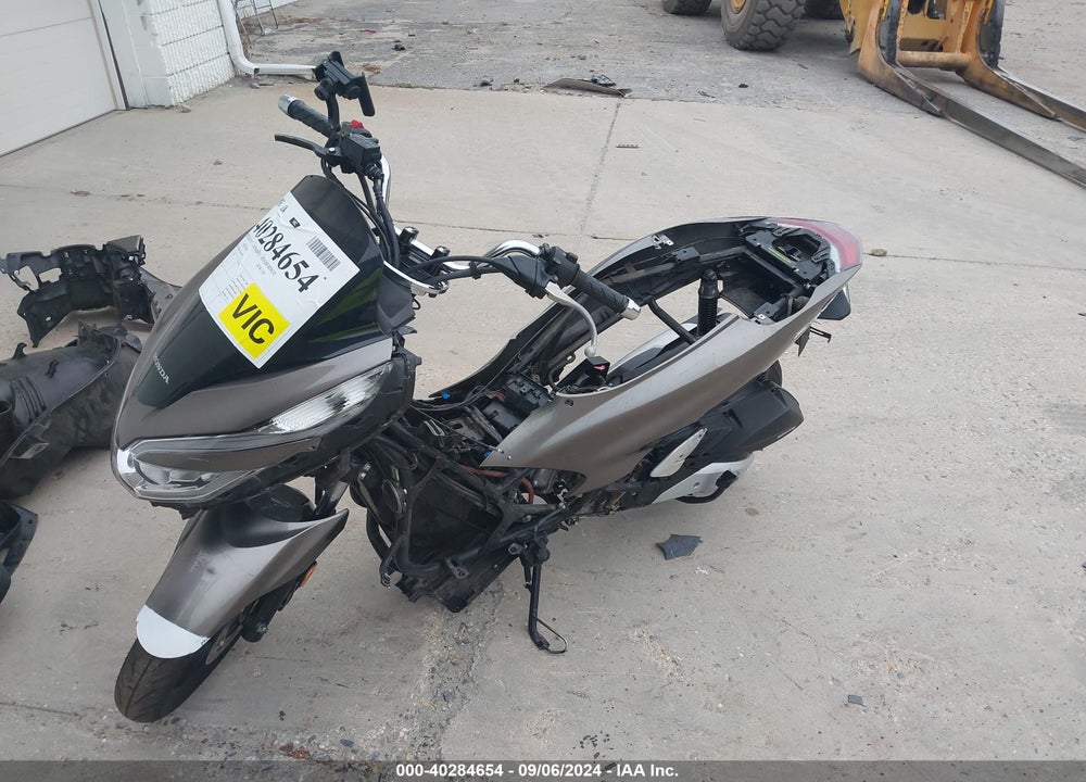 2019 HONDA WW150 VIN: RLHKF3006KY002090