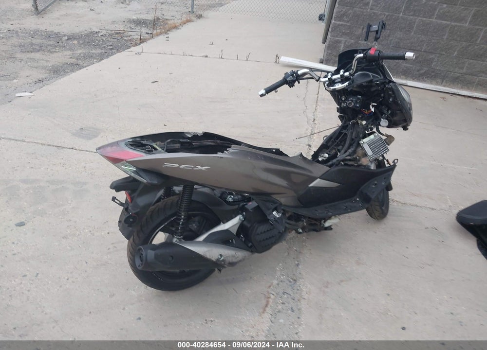 2019 HONDA WW150 VIN: RLHKF3006KY002090