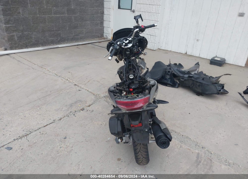 2019 HONDA WW150 VIN: RLHKF3006KY002090